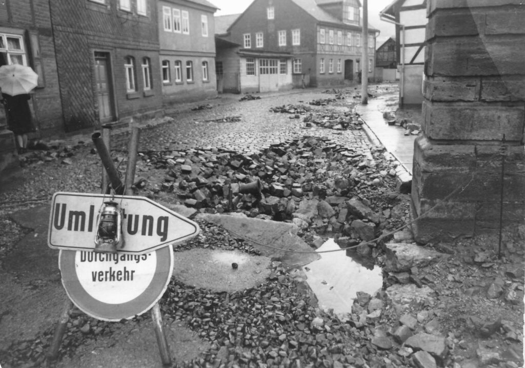 themar_feuerwehr_hochwasser_1967_0300008-2.jpg