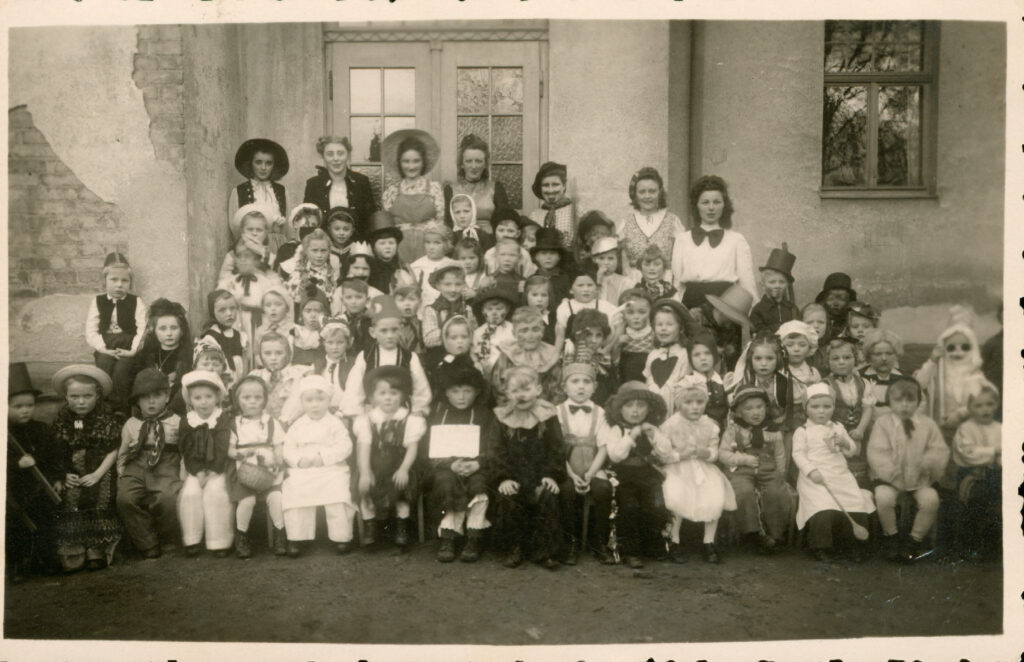 Kinderfasching Kindergarten 1949